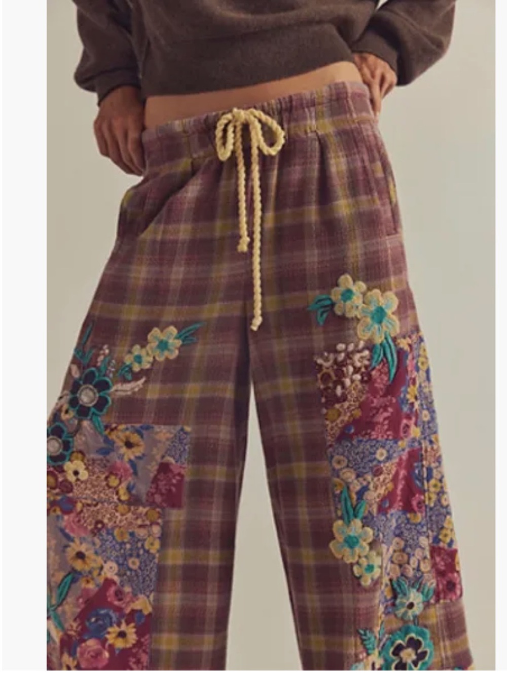 NWT FREE PEOPLE BROOKS EMBROIDERED WIDE LEG PATCHWORK PANTS 🔥🔥 - Picture 5 of 7
